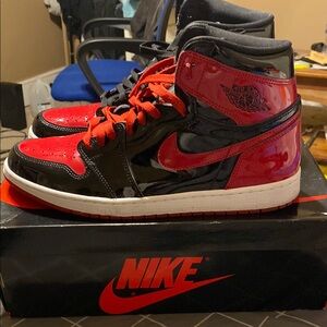 Nike Air Jordan 1 Retro High OG Black/Red